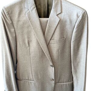 Dolce & Gabbana Light Gray Men's Suit